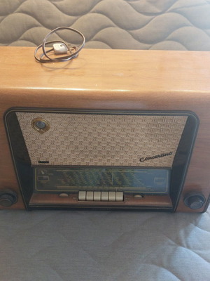 Telefunken Allstrom Super Concertino 55 tube radio like new