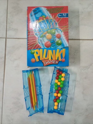 Plunk board game like new