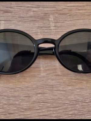 Rayban слънчеви очила черни, нови, овална ацетатна рамка