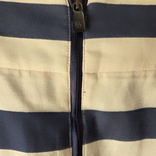 Caramelo cotton skirt like new, size M, white and blue