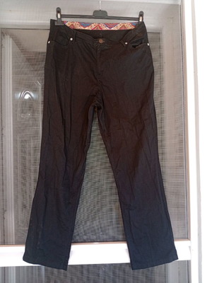 Leonard's summer pants like new, black, size 3