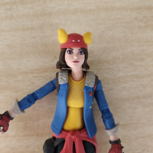 Fortnite Skye action figure, 15 cm, Victory Royale Series by Hasbro