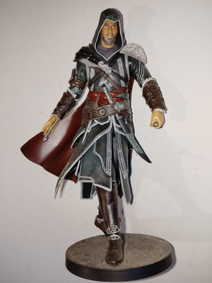 Φιγούρα Ezio Auditore από Assassin's Creed Revelations μεταχειρισμένη