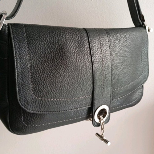Lamarthe crossbody bag like new, black