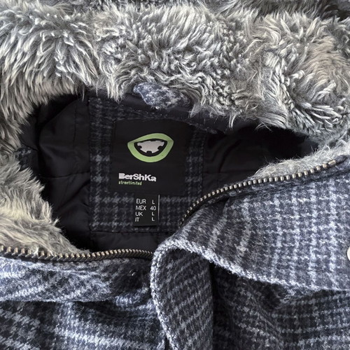 Bershka Street Limited Jacket 00s Large used with hood