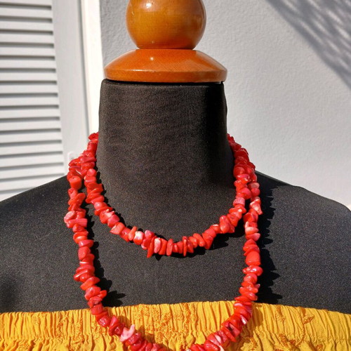 Necklace with red coral, like new, 45cm length