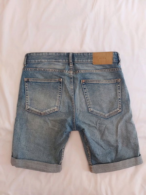 Men's shorts used, size S, blue