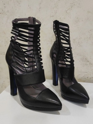 Versace high heel shoes, black, size 39