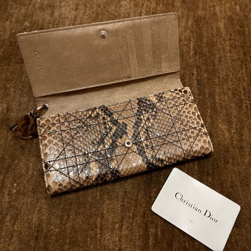 Christian Dior Lady Dior Cannage leather wallet like new, beige brown