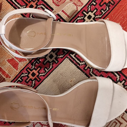 Mourtzi white leather sandals, size 38
