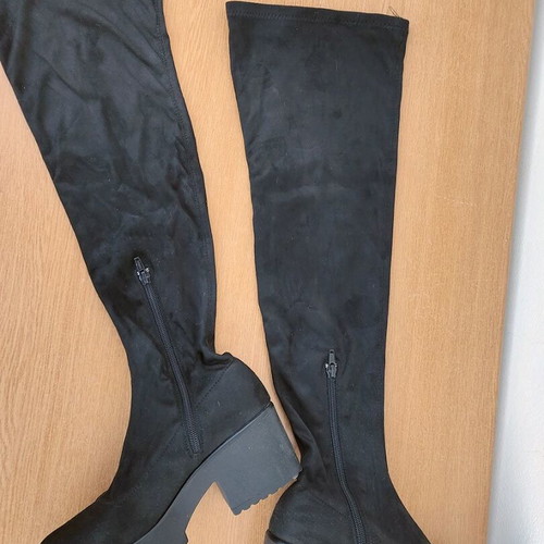 Pull & Bear boots used, over-the-knee, platform lug sole, size 37, black