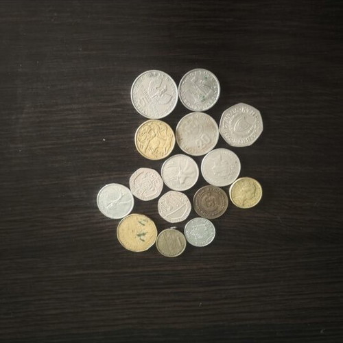 Foreign coins and Greek drachma coins used, various kinds