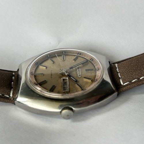 Vintage Citizen wristwatch used, automatic and manual, beige and silver