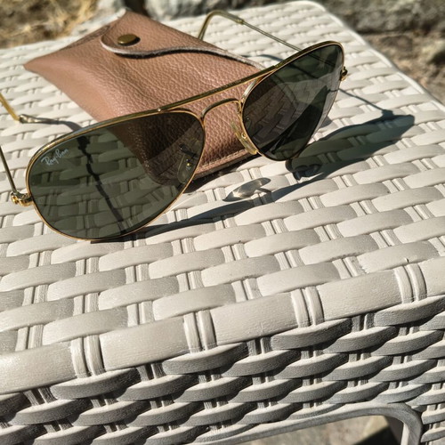 Ray-Ban Aviator Classic RB3025 sunglasses like new, green G-15 lenses