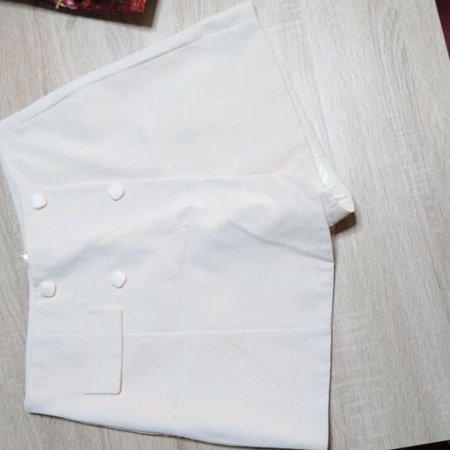 Skort ecru new, size L, beige