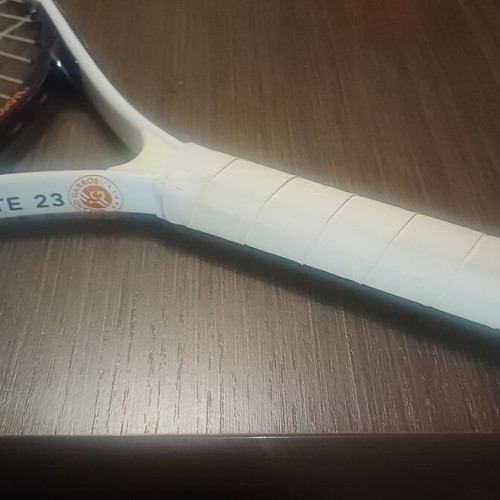 Wilson Rolland Garros Elite 23 junior tennis racket like new with case