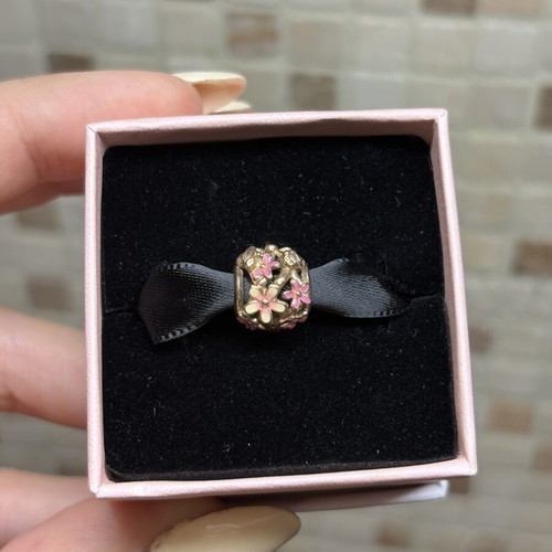 Pandora charm pink gold with flowers