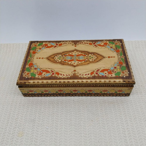 Wooden cigarette box, vintage Bulgarian pyrography and painted
