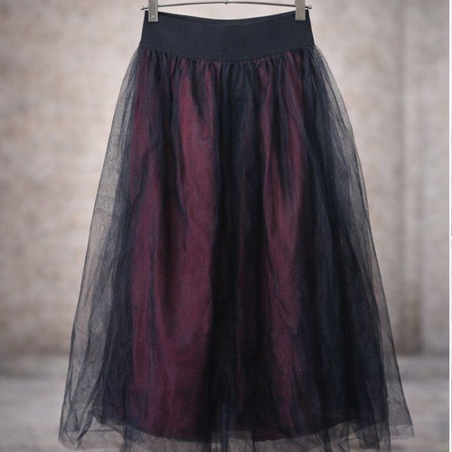 Attr@ttivo midi tulle skirt like new, black with burgundy