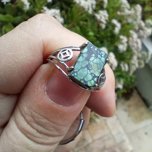 Silver 925 ring with authentic turquoise 5x7mm like new, adjustable