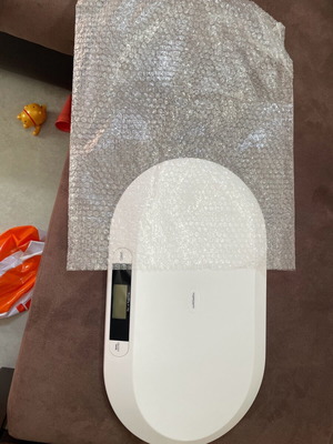 Baby scale like new, 20 kg capacity