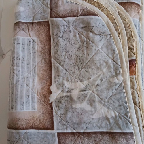 Two-sided quilt used for double bed 195x230 cm