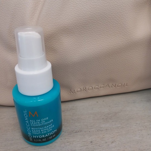 Moroccanoil Hair Care Set with Leave-In Hydration and Brush