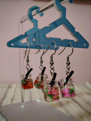 Handmade earrings set with strawberries new, steel frame
