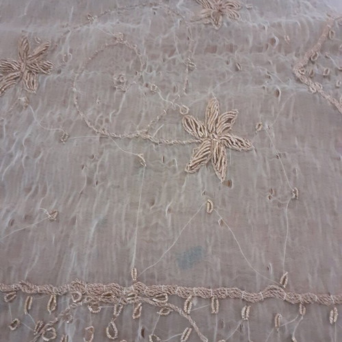 Table runner 1.20x60 handmade embroidered with gold thread silk like new