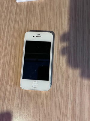 Iphone 4S white used for spare parts