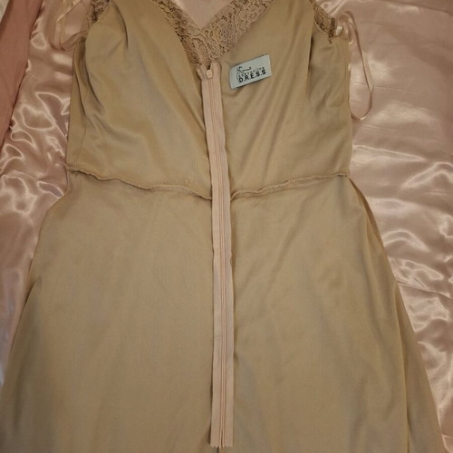 Long elegant pink dress new, size L
