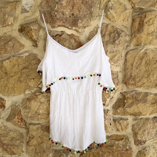 Romper white summer with colorful pom-poms size L like new