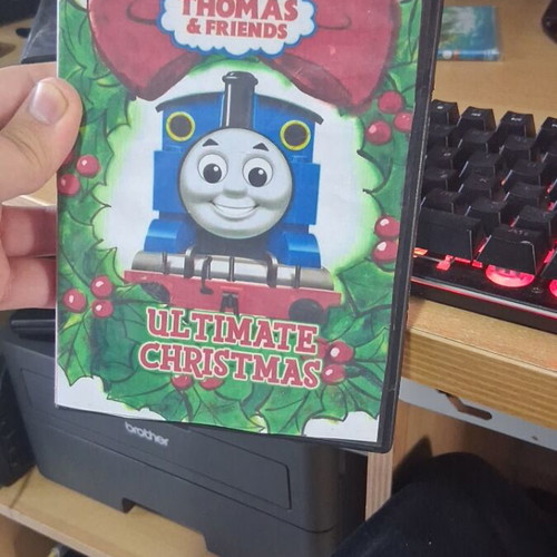 Thomas and Friends Ultimate Christmas DVD like new, no subtitles