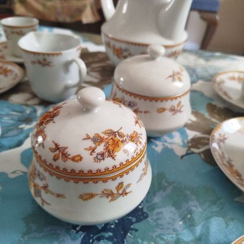 Serving set 27 pieces like new