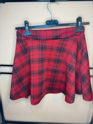 Tartan mini skirt in red and black, new