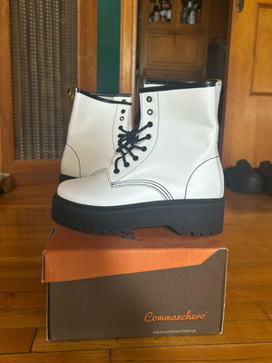Commanchero Original white leather boots new