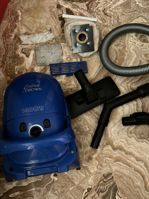 Cobra by Crown vacuum cleaner 1400W JC861E model