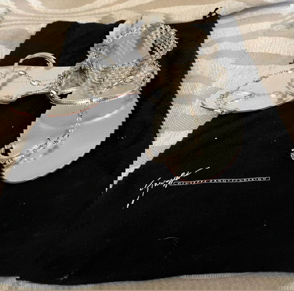 Γυναικεία πέδιλα Giuseppe Zanotti