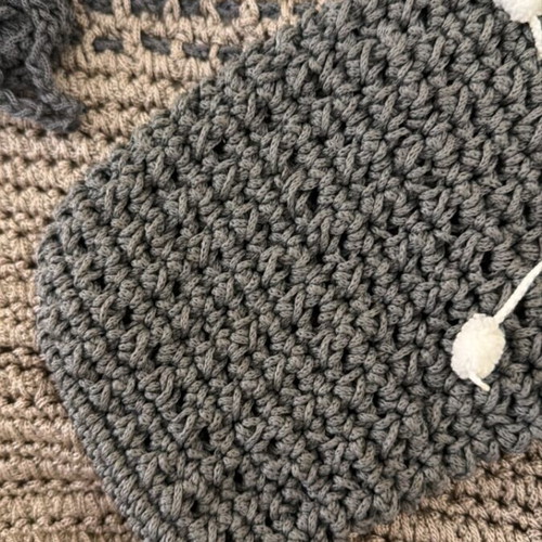 Handmade knitted crossbody bags, set of 2