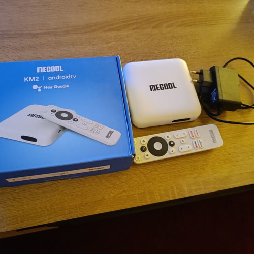 Mecool TV Box KM2 MCL-KM2 4K UHD with WiFi USB 2.0/3.0 2GB RAM 8GB Storage like new