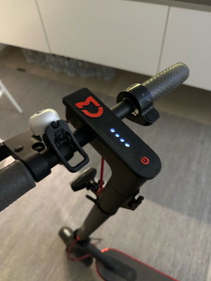 Xiaomi M365 scooter like new with new tubeless tires