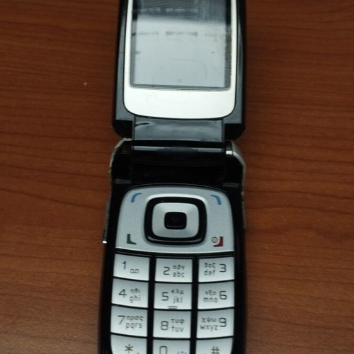 Nokia 6101 used without battery, unknown condition