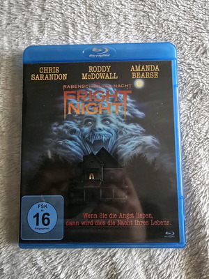 Fright Night 1985 Blu-Ray like new with Greek subtitles