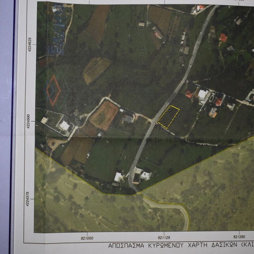 Land plot corner buildable 661 m² in Nea Styra