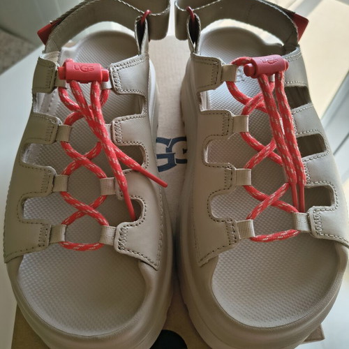 UGG Goldenglow Toggle sandals, beige, size 37
