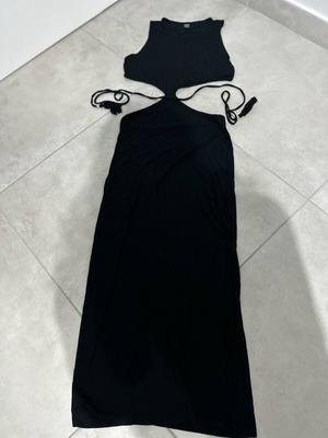 Women's summer dress like new, black, with tie and side slit
