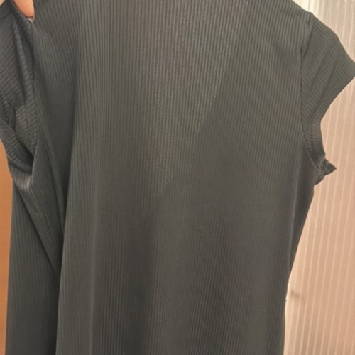Women's black blouse used, back tie, size S