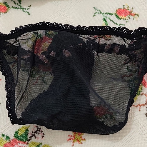 Lingerie set new, black and pink, size 70A and small