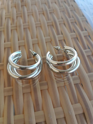 Silver earrings new, unworn