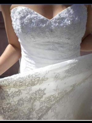 Cosmobella Demetrios wedding dress like new with Swarovski crystals, size M